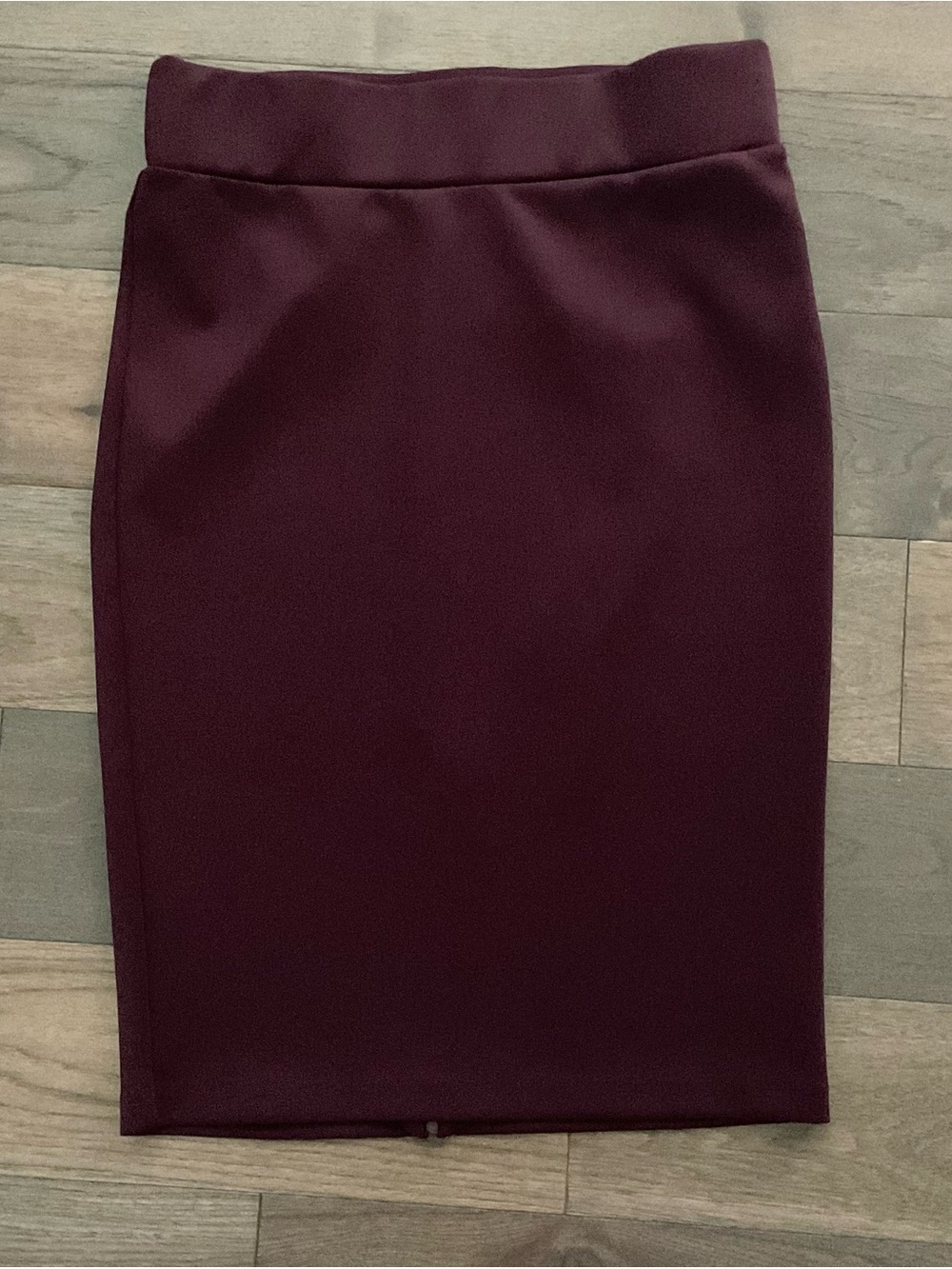 Eloquii Neoprene Pencil Skirt in Potent Purple, Size 14